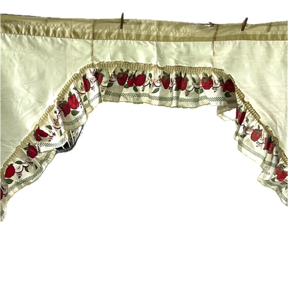 Curtain Valance Red Apples Frames Window Ruffle Countrycore Cottagecore - Picture 1 of 6